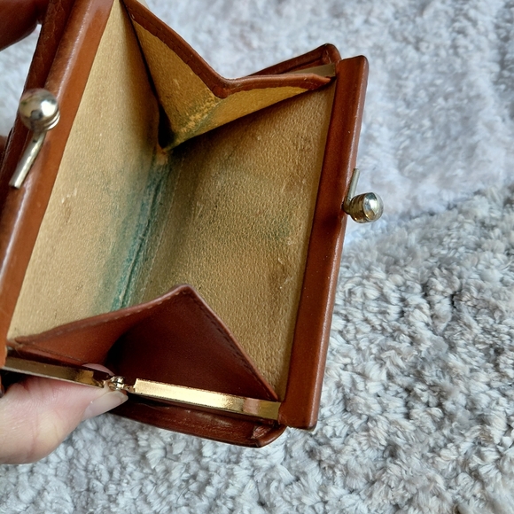 Vintage Dooney & Bourke Leather Wallet Brown ORGANIZER W/ KissLock Coin USA - Picture 5 of 8